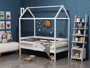 Детская кровать-домик из массива березы Соня-6 (800*1600) Белый/Лак в Первоуральске - pervouralsk.ok-mebel.com | фото